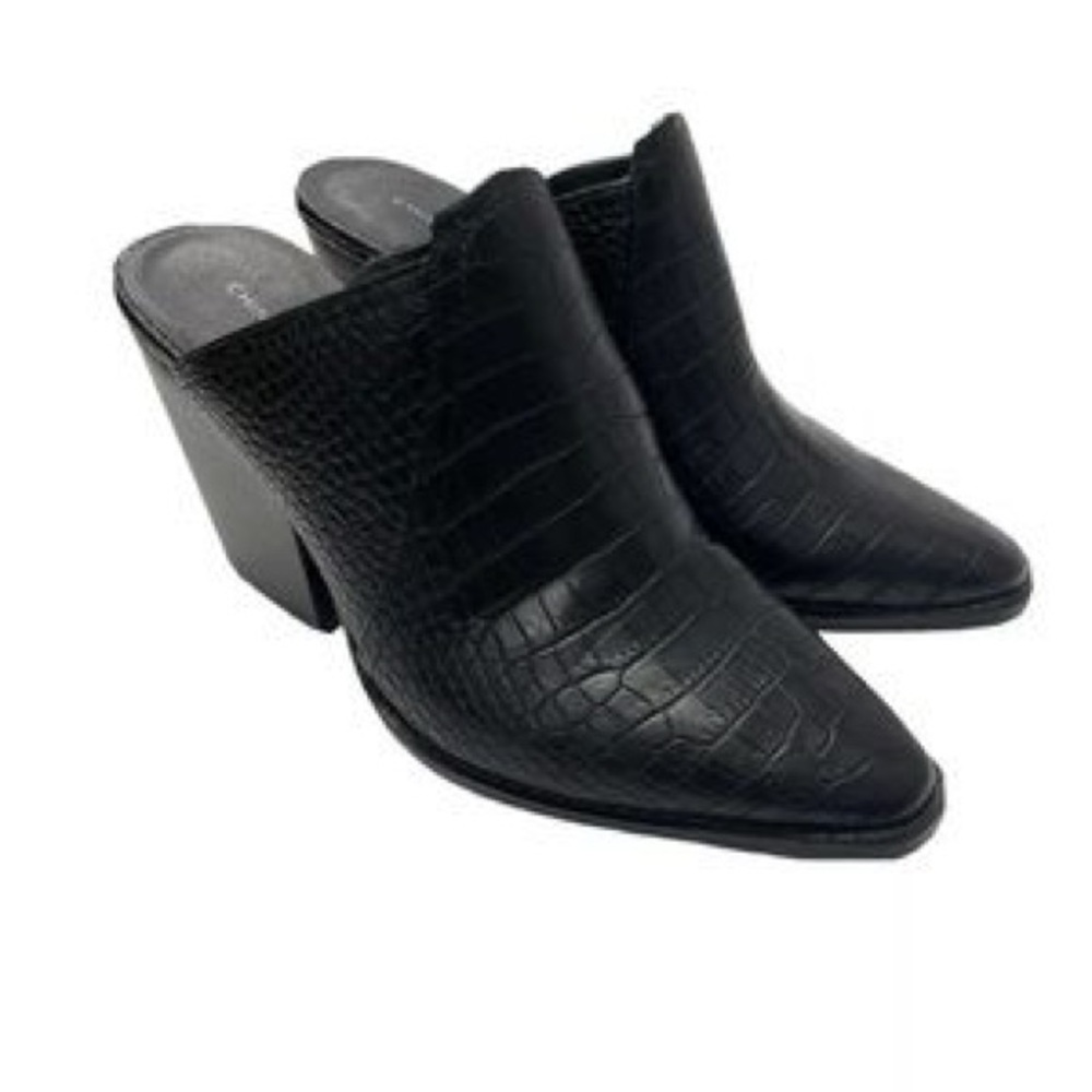 Chinese Laundry- Chic Black Croc-Embossed Mules